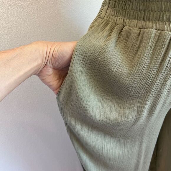PrAna Fernie Wide Leg Jumpsuit Sweet Agave Green Size M NWT Lightweight - Picture 6 of 16